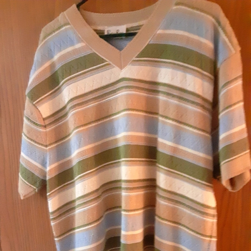 NWT Tan Multi Color Top Sz 26/28